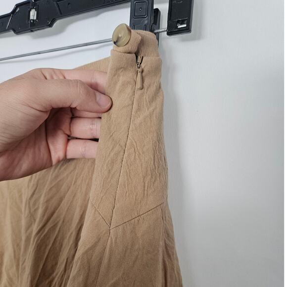 VINCE Tan Khaki Linen Blend Flounce Side Zip Shorts High Waisted sz 10 Preppy - Picture 4 of 7